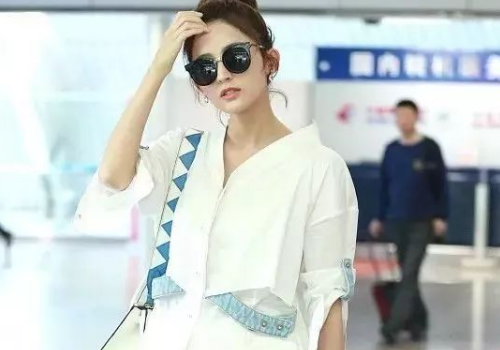 下衣失踪要不要穿裤子