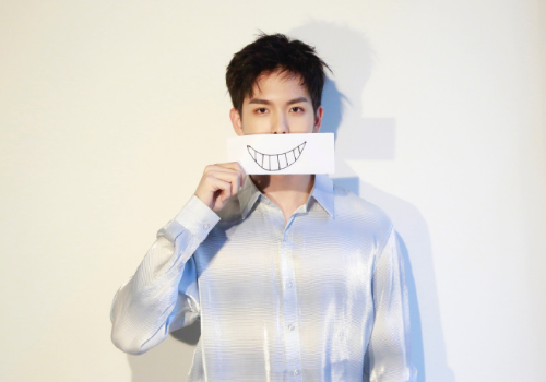 谁都渴望遇见你陶伦是谁演的 王以纶个人资料介绍